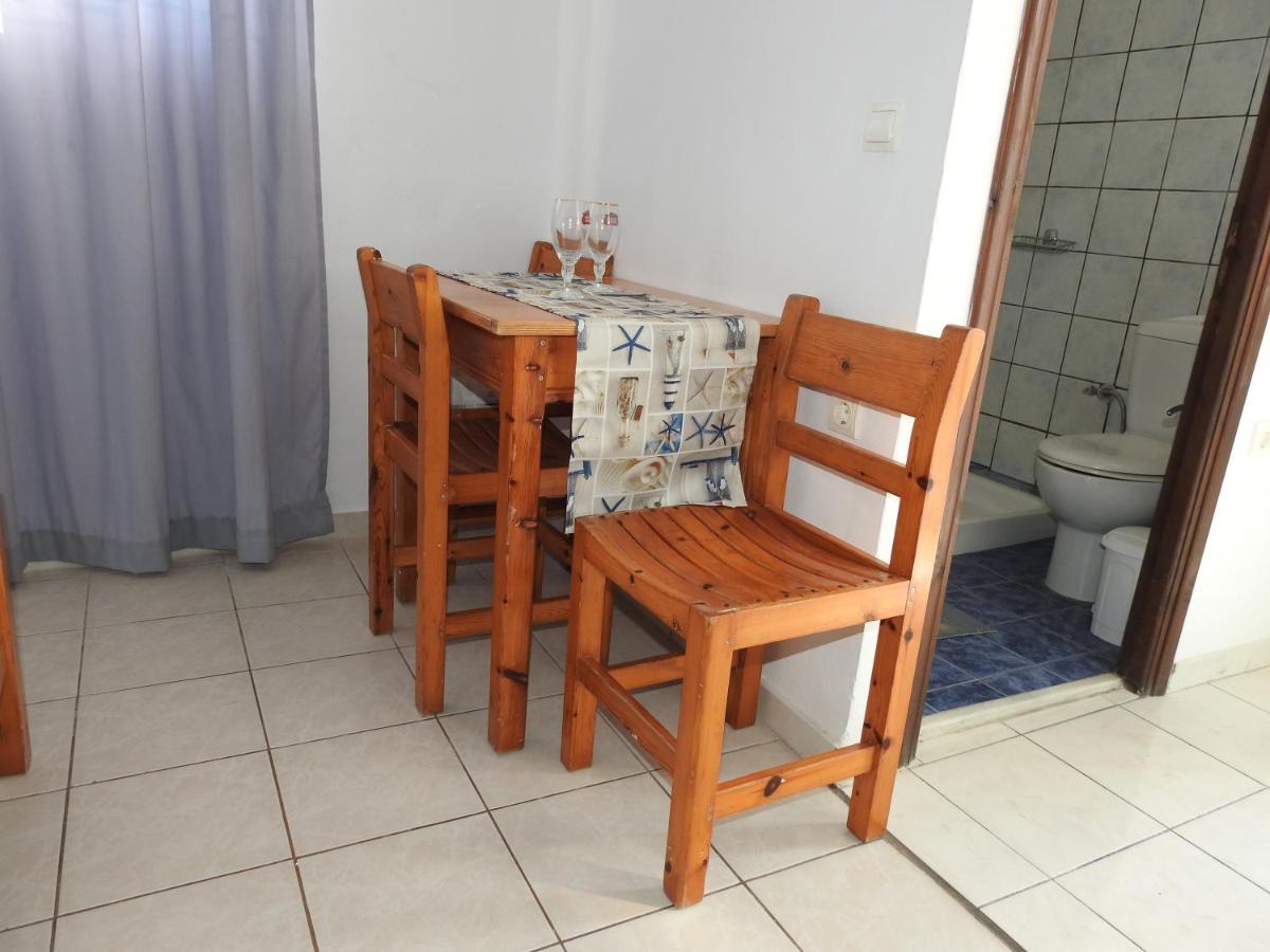 Nikos Apartments Laganas Esterno foto